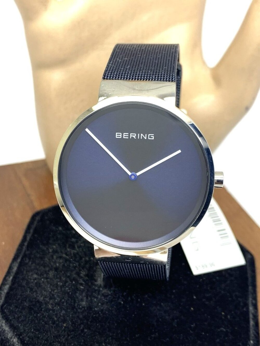 Bering Men's Watch 14539-307 Quartz Silver Blue Dial Stainless Steel 39mm